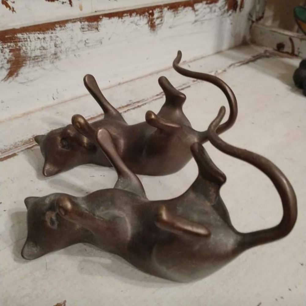 Pair of playful brass vintage kitties / cats